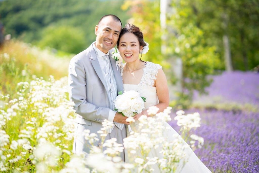 愛知からご結婚式の前撮りを兼ねてラベンダーが香る夏の北海道へご旅行